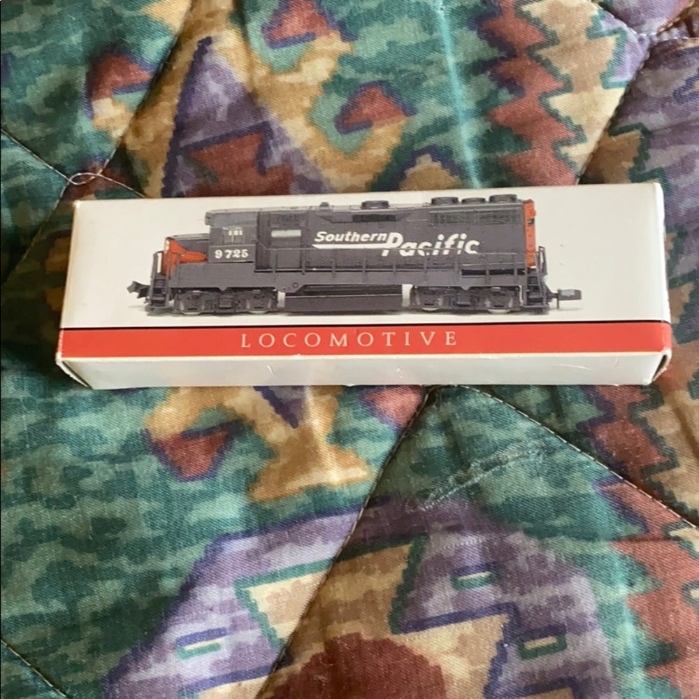 Southern Pacific Locomotive 9725